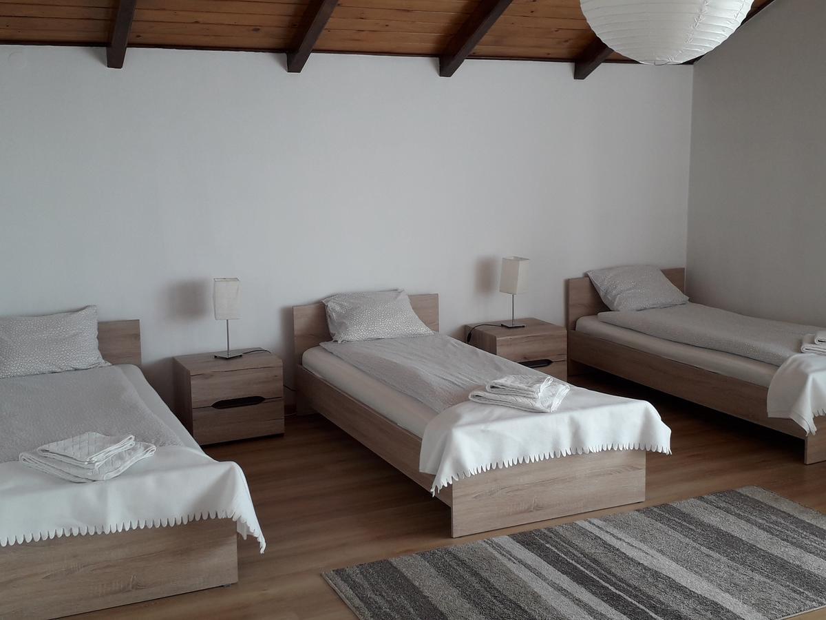 Villa Osa Modlin Airport Закрочим Екстериор снимка